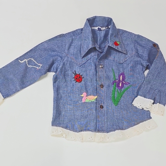 Vtg Crewel Art Denim Western Style Shirt with Lace Trim *Flawed* - Picture 1 of 15
